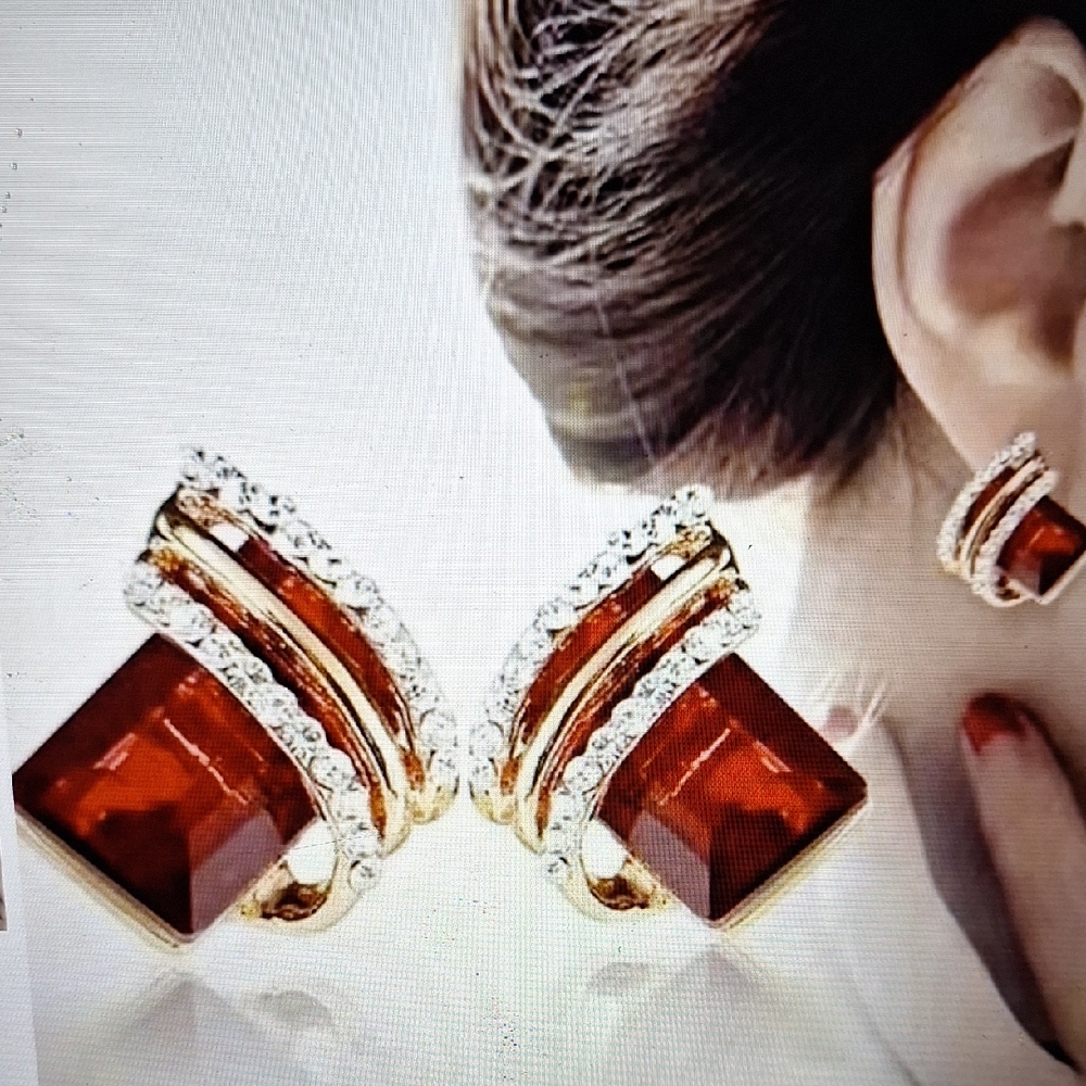 Elegant Gold and Red Crystal Earrings